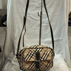 Burberry vintage cross body bag